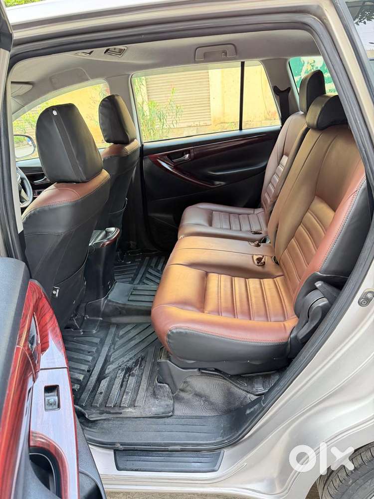 Toyota Innova Crysta 2.4 Gx Mt 8s, 2016, Diesel