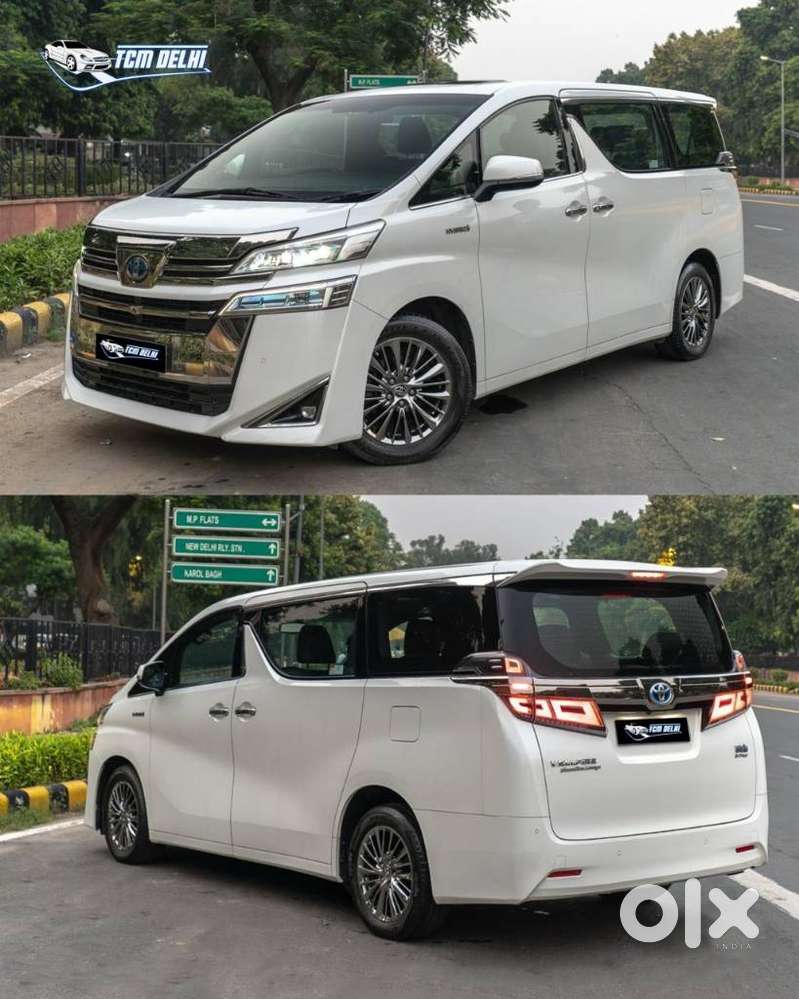 Toyota Vellfire 2.5 Executive Lounge, 2022, Petrol