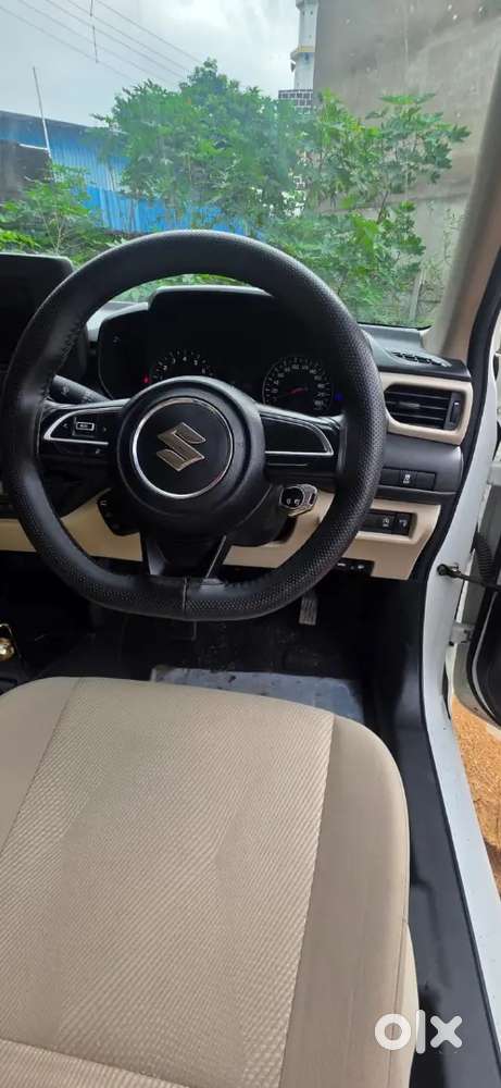 Maruti Suzuki Dzire Vxi 2025