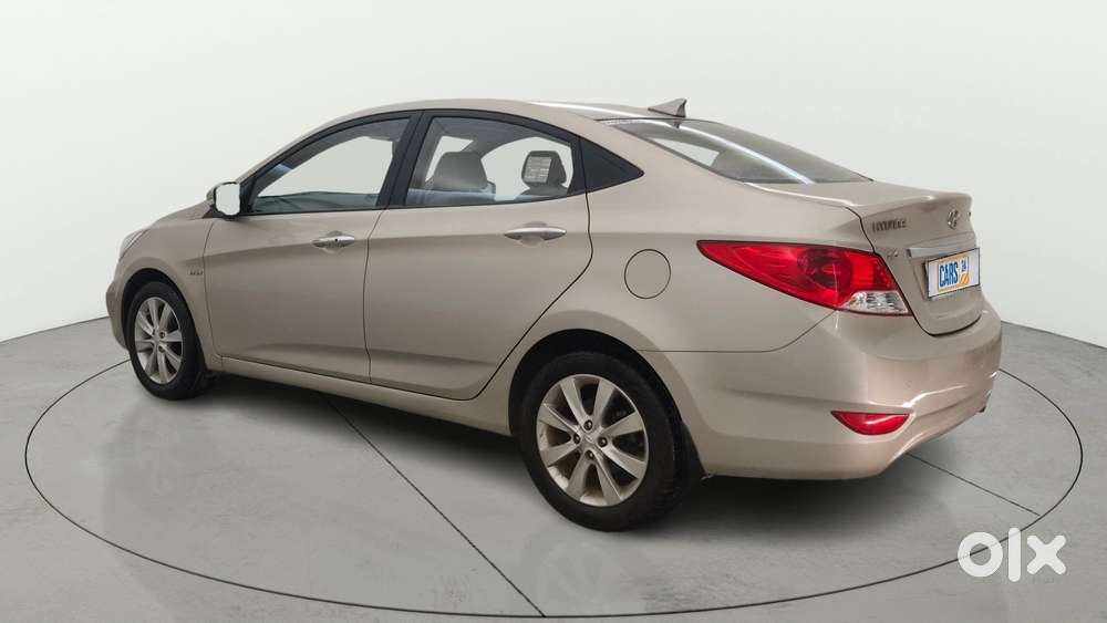 Hyundai Verna Fluidic 1.6 Vtvt Sx, 2012, Petrol
