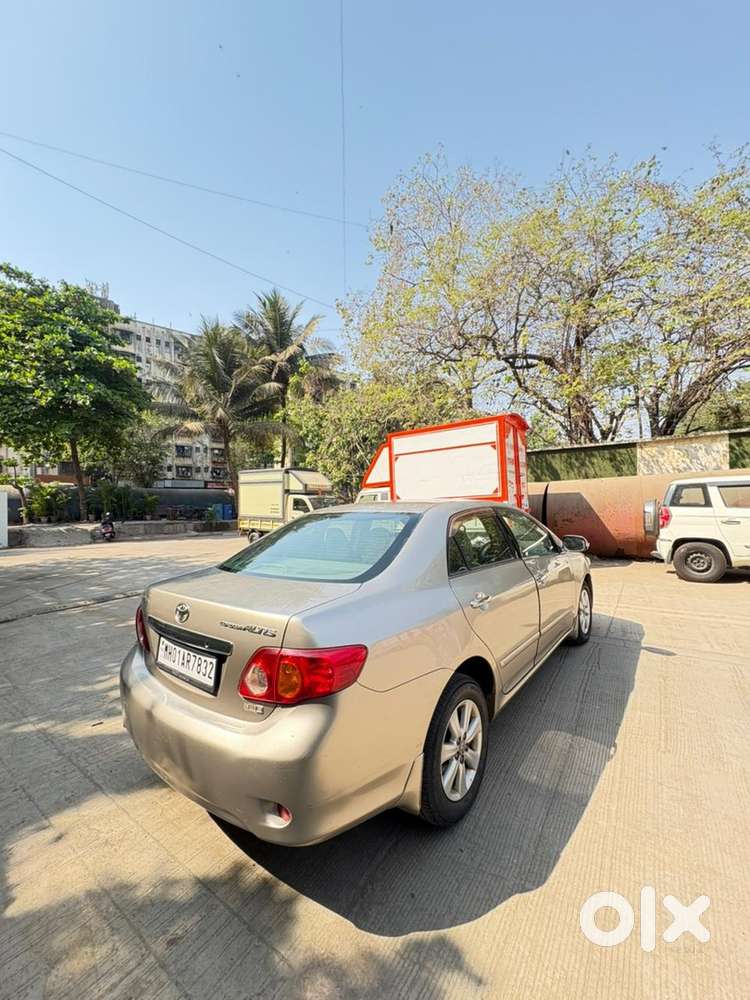 Toyota Corolla Altis 2010/2031