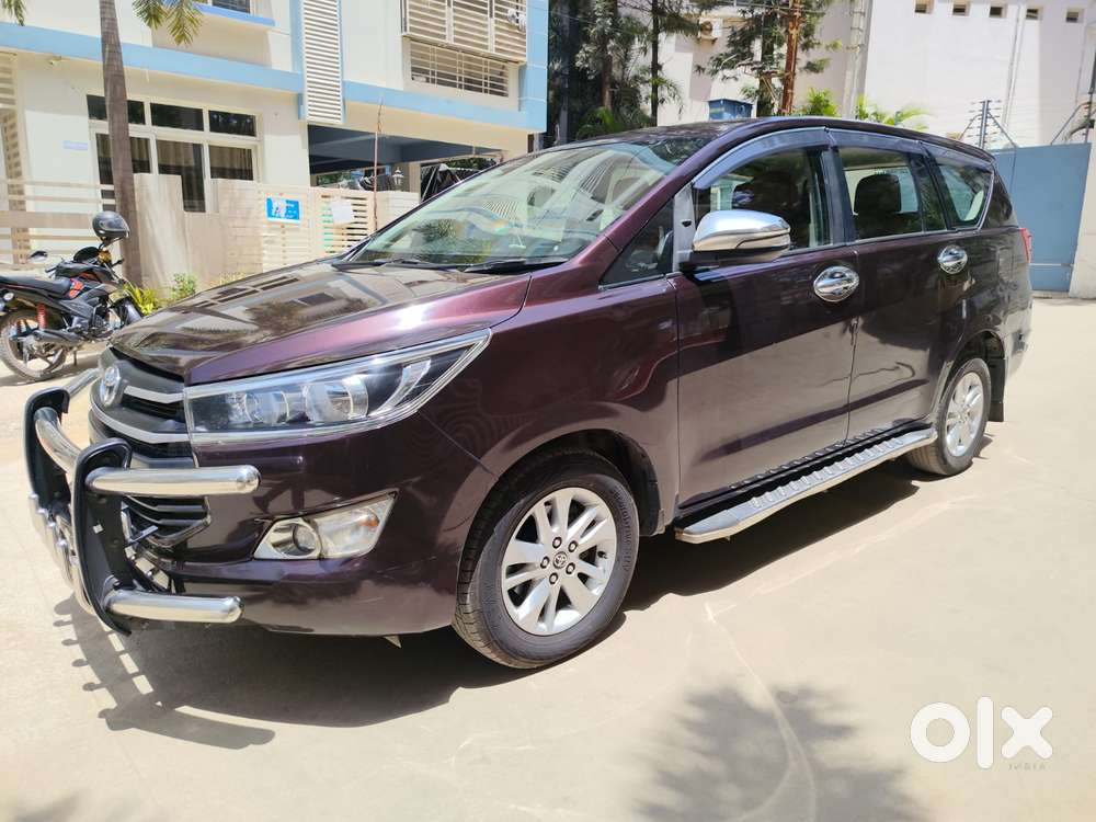Toyota Innova Crysta 2.4 Gx Mt 8s, 2016, Diesel