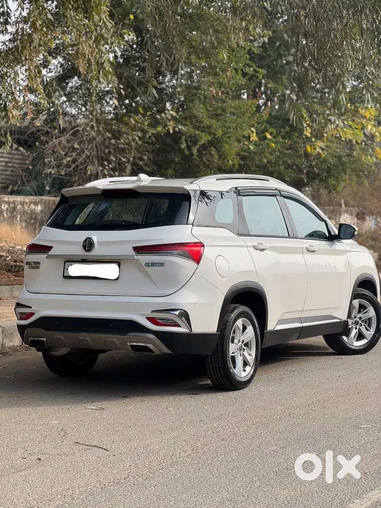 Mg Hector Plus 2022 Petrol 55000 Km Driven