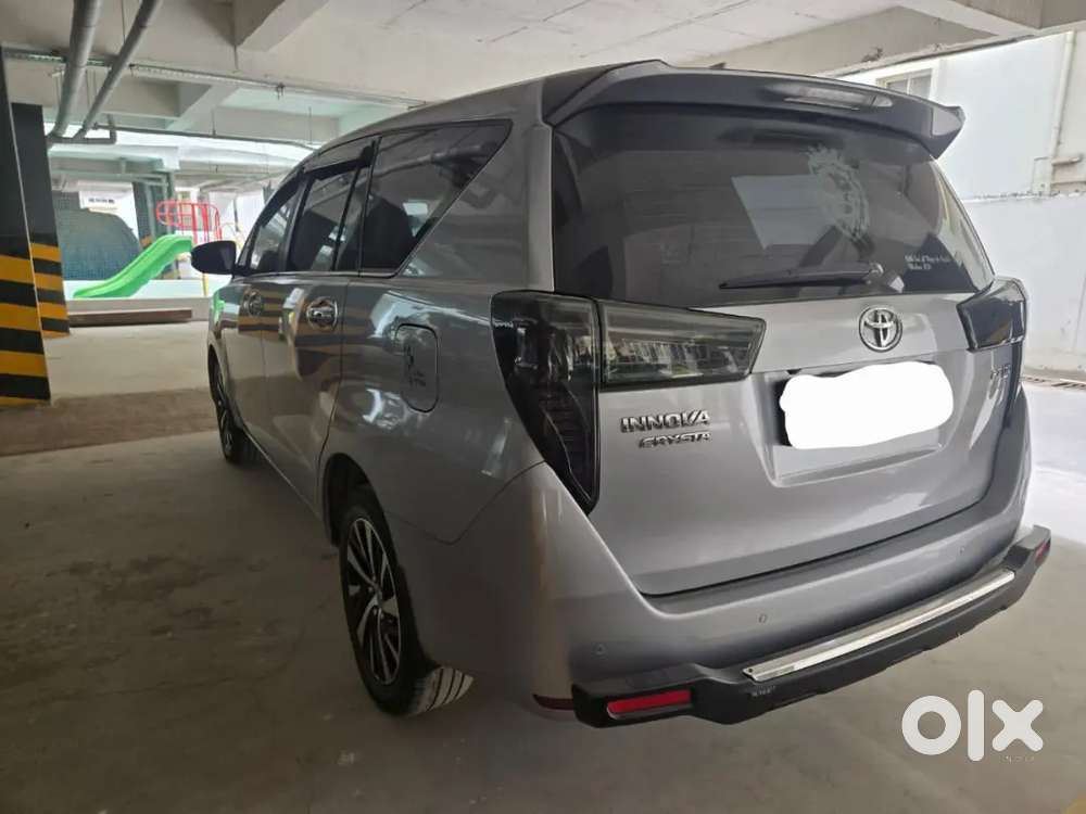 Selling Urgently Innova Crysta Petrol Automatic