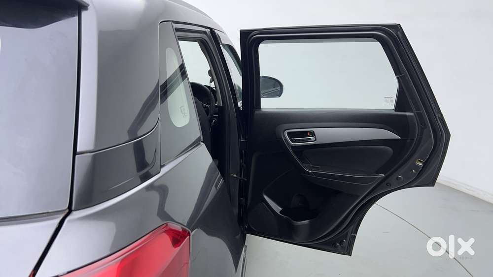 Maruti Suzuki Vitara Brezza 1.5 Zxi At, 2020, Petrol