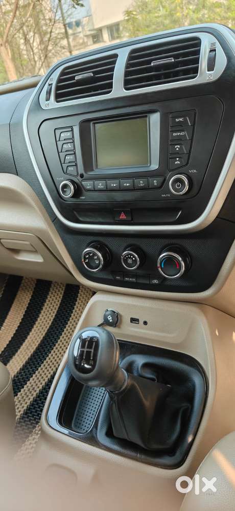 Mahindra Bolero Neo N8, 2023, Diesel