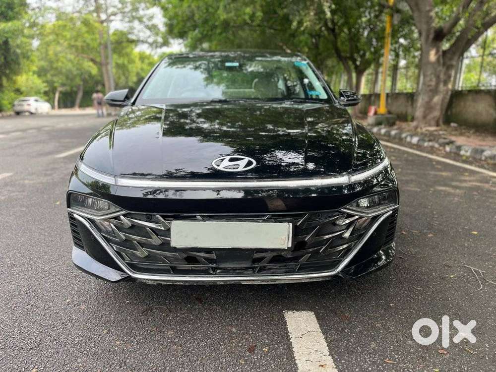 Hyundai Verna 1.5 Sx (o) Vtvt Ivt, 2024, Petrol