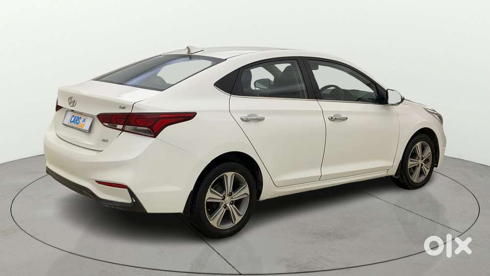 Hyundai Verna 1.6 Vtvt Sx, 2019, Petrol