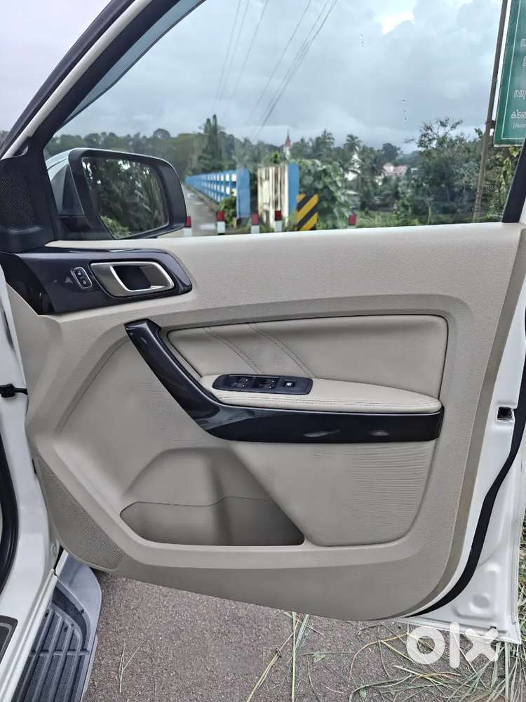 Ford Endeavour 3.2 2019