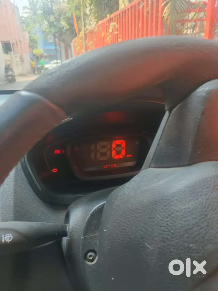 Renault Kwid 2018 Petrol Well Maintained