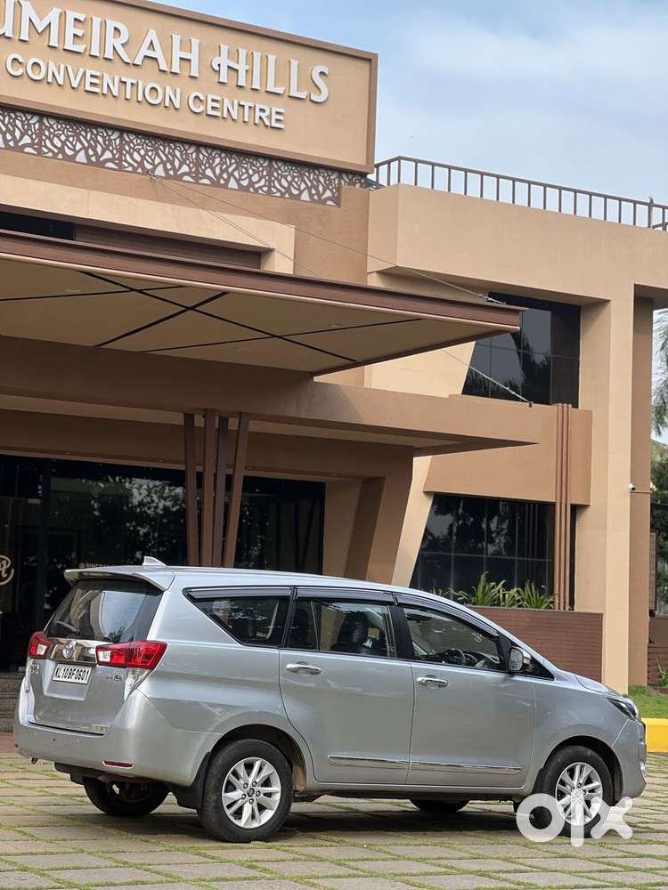 Toyota Innova Crysta 2.4 Gx Mt, 2016, Diesel