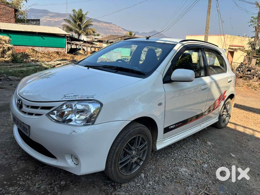 Toyota Etios Liva 2012 Petrol Well Maintained