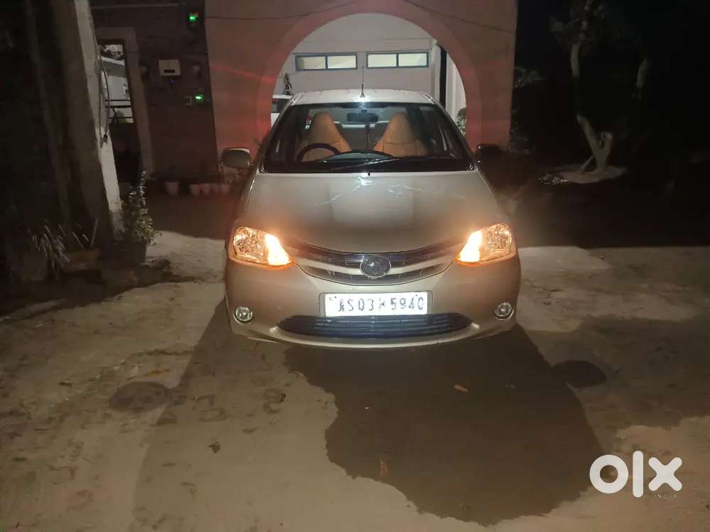 Toyota Etios 2011 Car