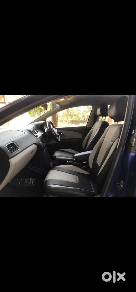 Skoda Rapid Onyx Blue