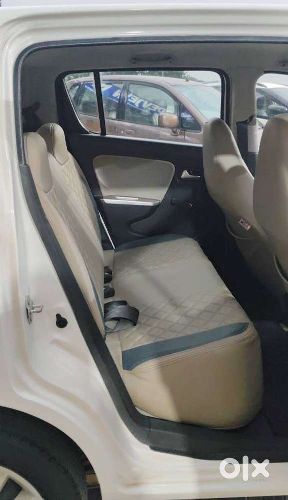 Maruti Suzuki Alto K10 1.0 Vxi Amt, 2016, Petrol