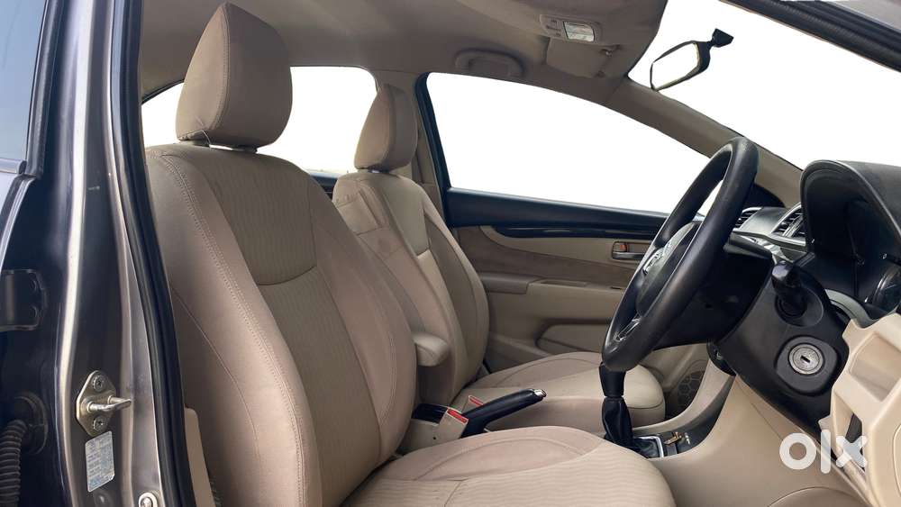 Maruti Suzuki Ciaz 2014-2017 Vxi Plus, 2014, Petrol