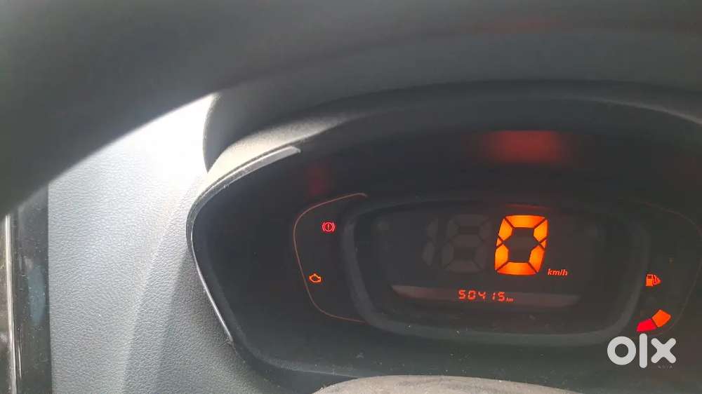 Mahindra Renault Logan 2016 Petrol 56000 Km Driven