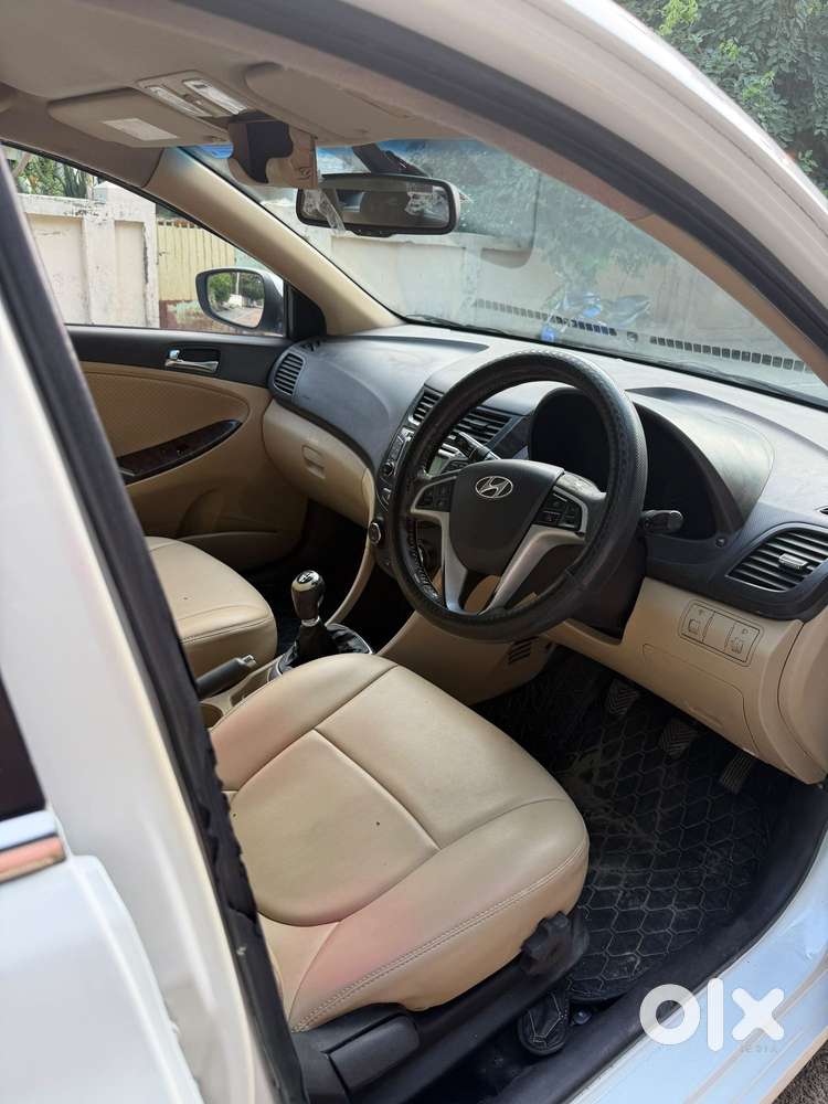 Hyundai Fluidic Verna 1.6 Vtvt S(o), 2011, Petrol