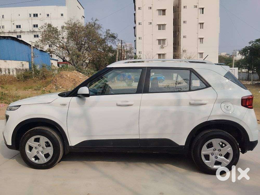 Hyundai Venue S, 2021, Petrol