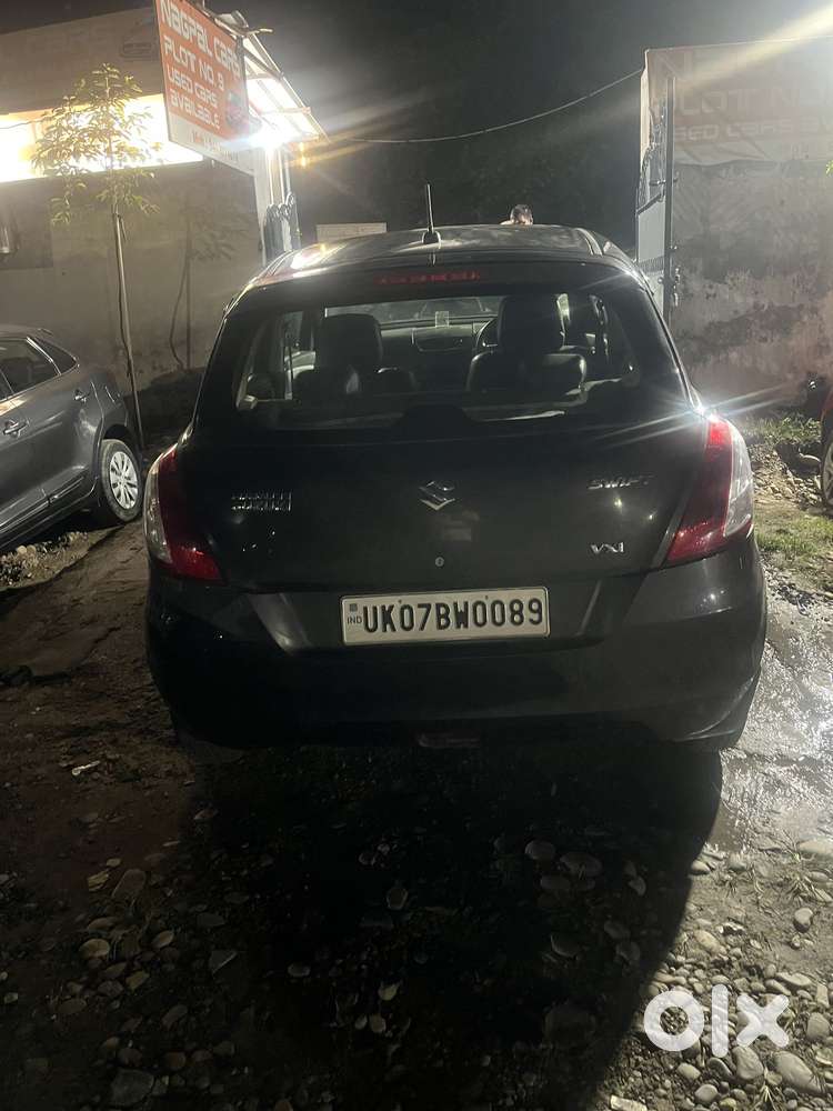 Maruti Suzuki Swift Vxi Optional, 2017, Petrol