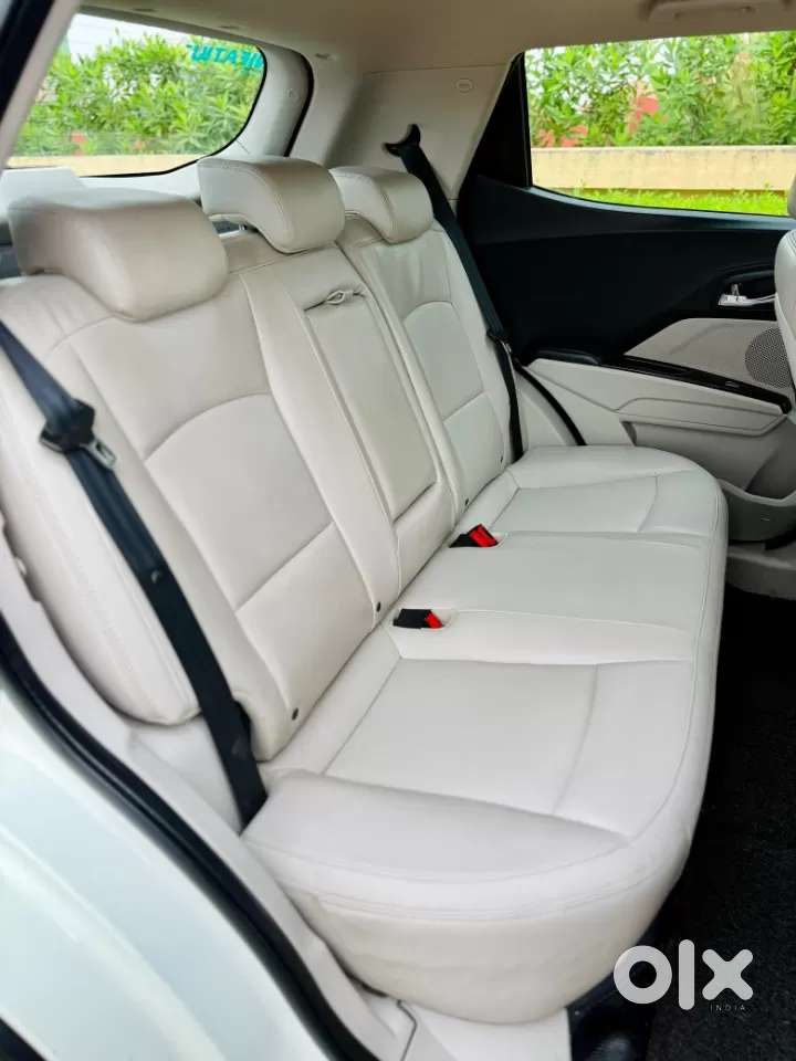 Mahindra Xuv300 W8 Option Diesel, 2022, Diesel
