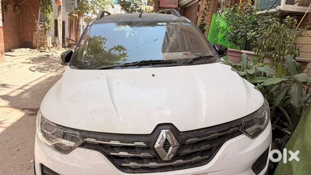 Renault Petrol Car 2022