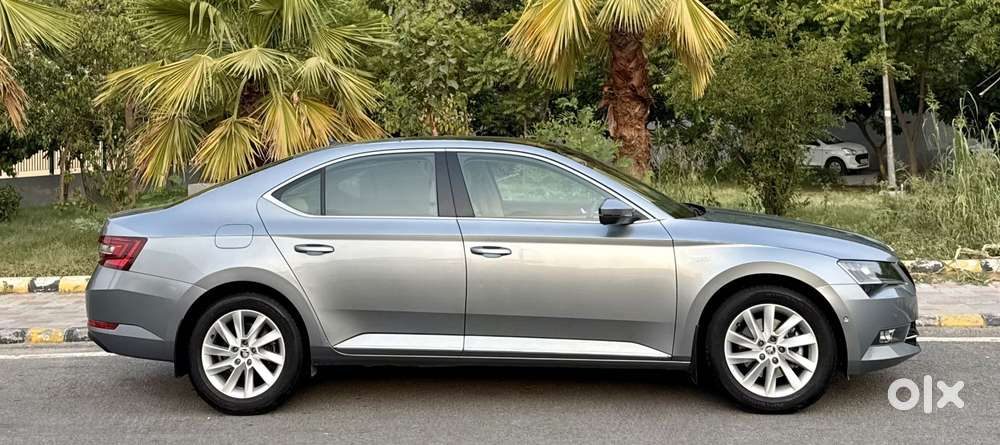 Skoda Superb L&k 1.8 Tsi At, 2019, Petrol
