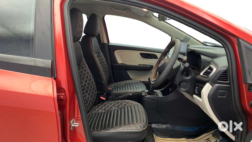 Tata Altroz 1.2 Xt, 2022, Petrol
