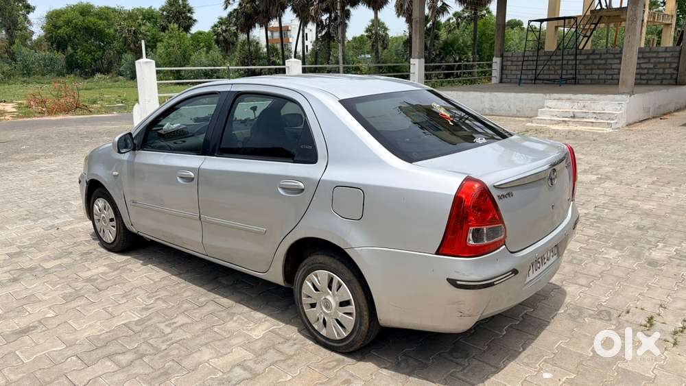 Toyota Etios Petrol 2011