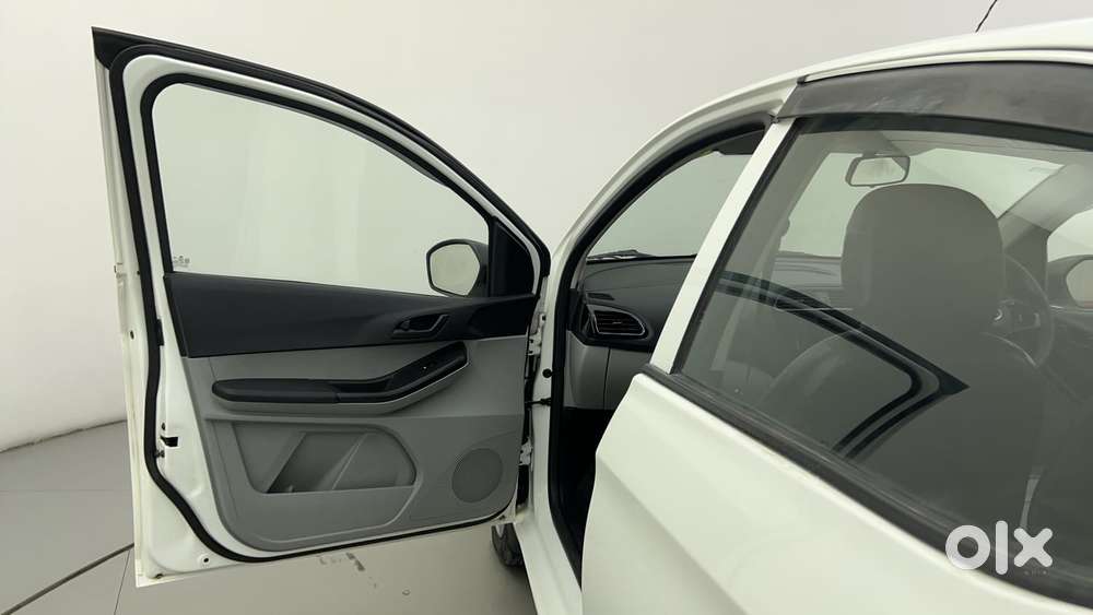 Tata Tiago 1.2 Revotron Xt Cng, 2022, Cng & Hybrids