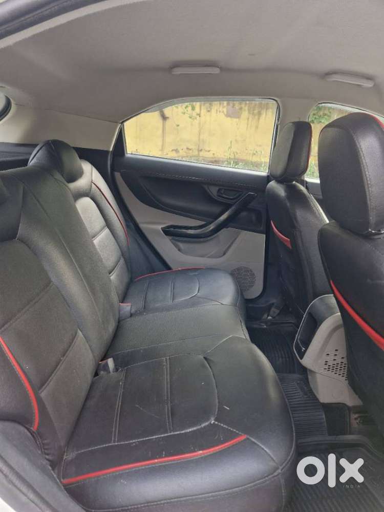 Tata Nexon 1.2 Revotron Xm, 2019, Cng & Hybrids