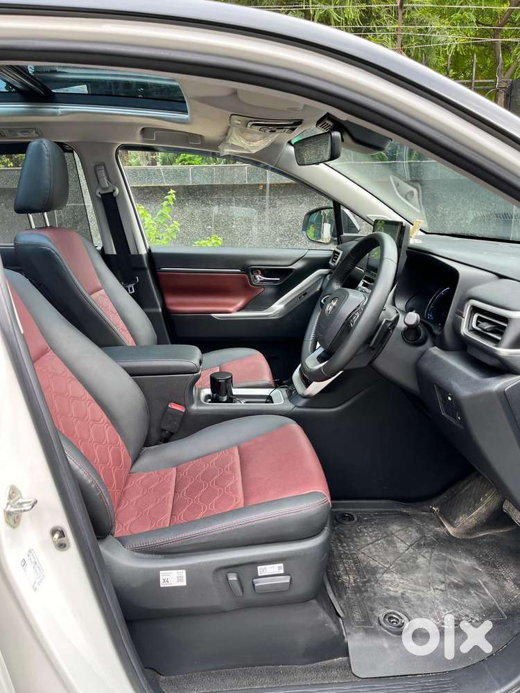 Toyota Innova Hycross 2.0 Zx (o) Hybrid 7 Str, 2026, Diesel