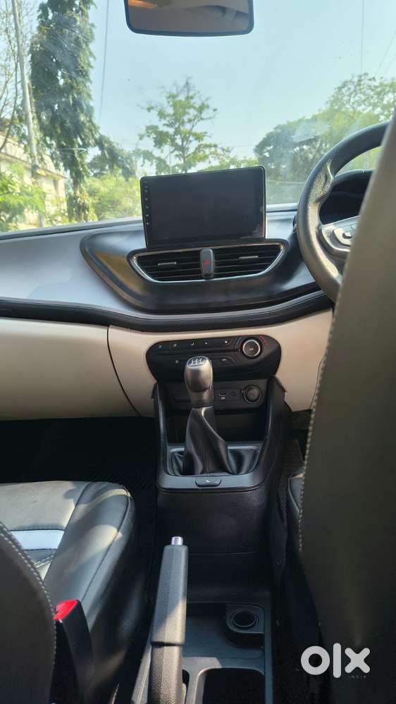 Tata Altroz Xz, 2023, Petrol