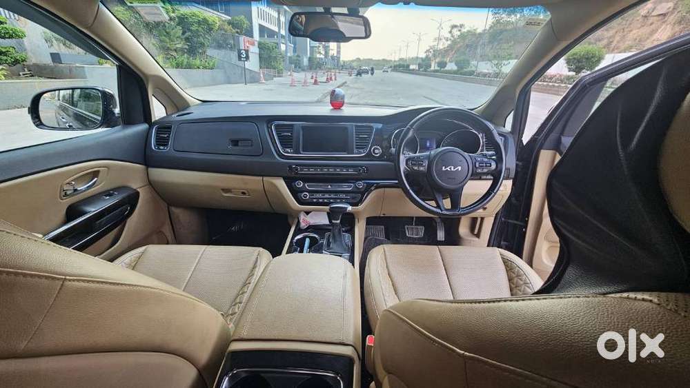 Kia Carnival Limousine Plus 7 Str, 2022, Diesel