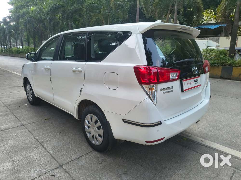 Toyota Innova Crysta [2020-ongoing] 2.4 Gx 8 Str, 2026, Diesel