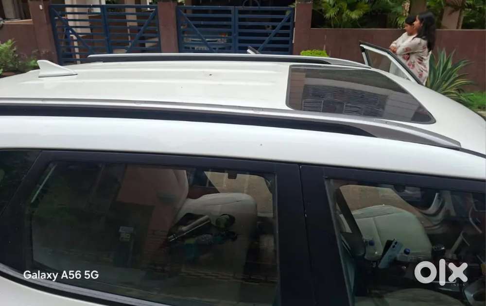 Clatchless White Kia Seltos Htk+ Imt 2021 Dec Petrol With Sunroof