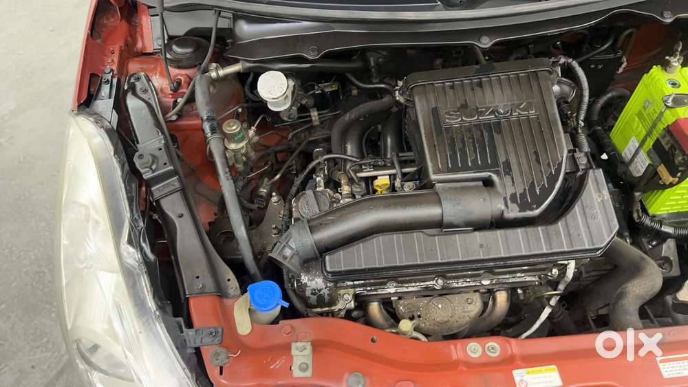 Maruti Suzuki Swift Vvt Vxi, 2014, Petrol