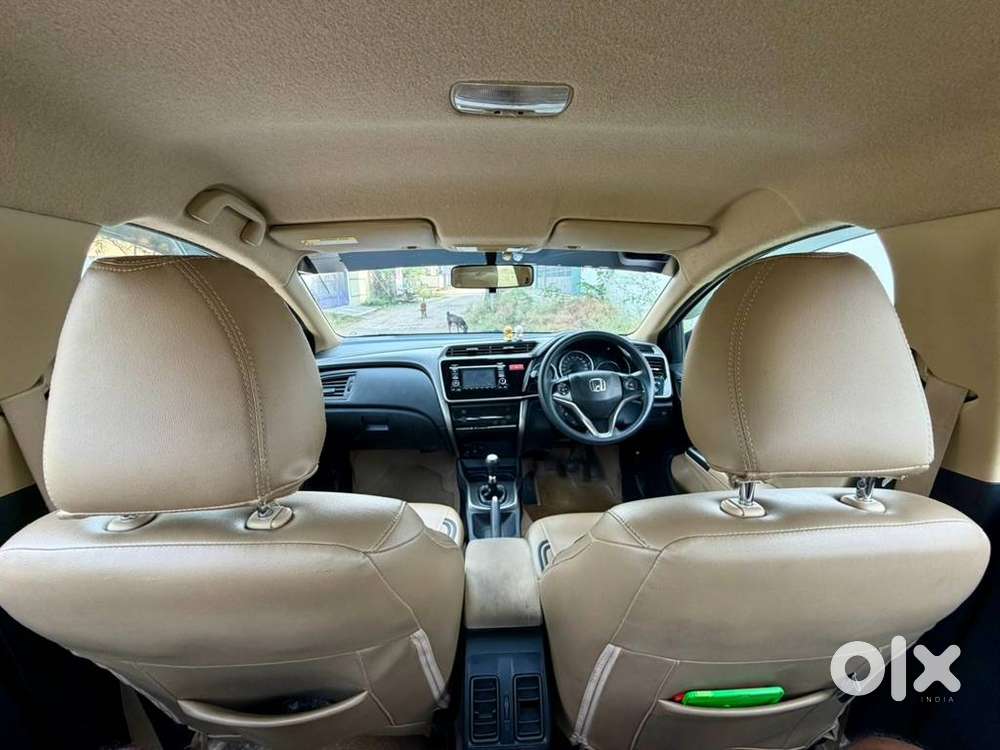 Honda City 4th Gen 1.5 V I-vtec Mt  Golden Brown Metallic