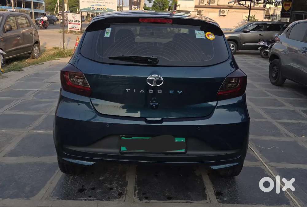 Tata Tiago Ev Xz+ Tech Long Range 2024 Model.