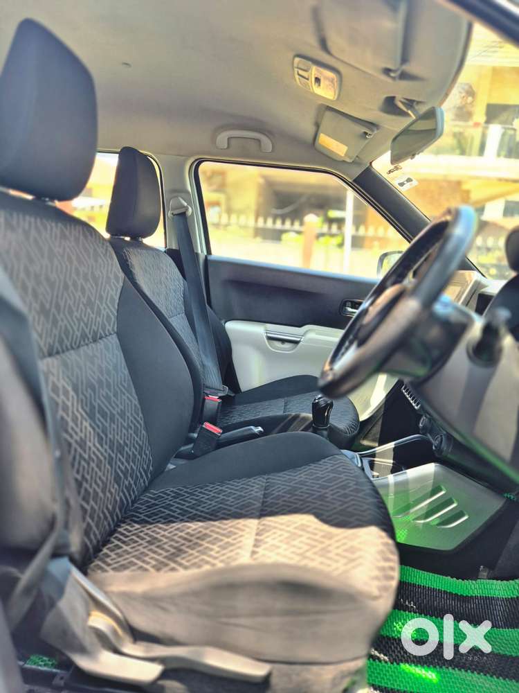 Maruti Suzuki Ignis 1.2 Alpha Mt, 2021, Petrol