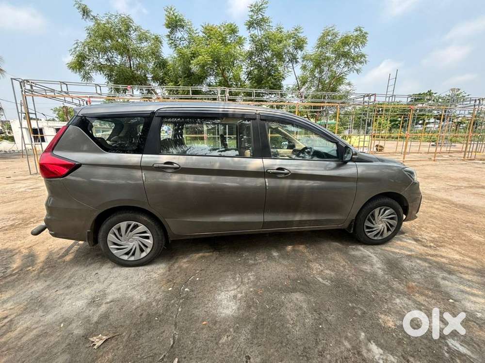 Maruti Suzuki Ertiga 2023 Petrol 125000 Km Driven