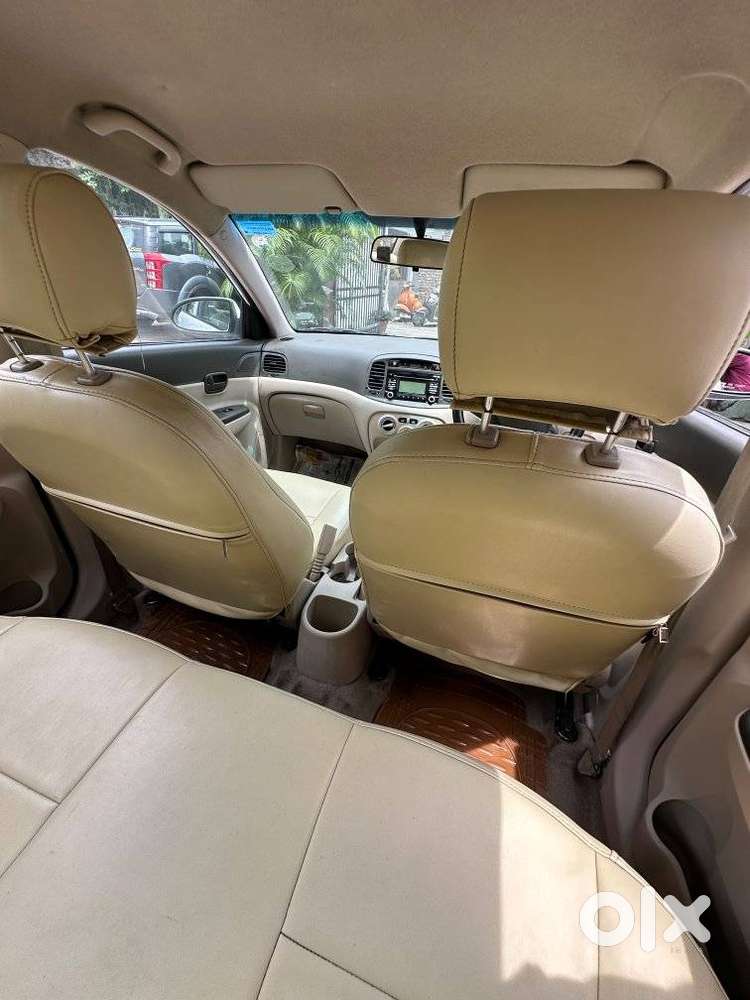 Hyundai Verna Vtvt 1.6 Sx, 2009, Petrol