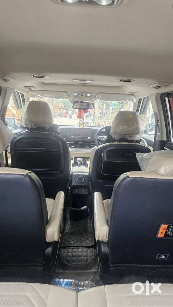 Kia Carens Luxury (o)1.5 Diesel At 7 Str, 2022, Diesel