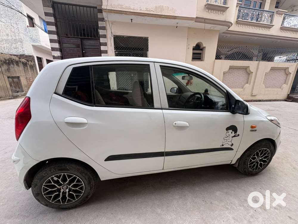 Hyundai I10 2011 Cng & Hybrids Well Maintained
