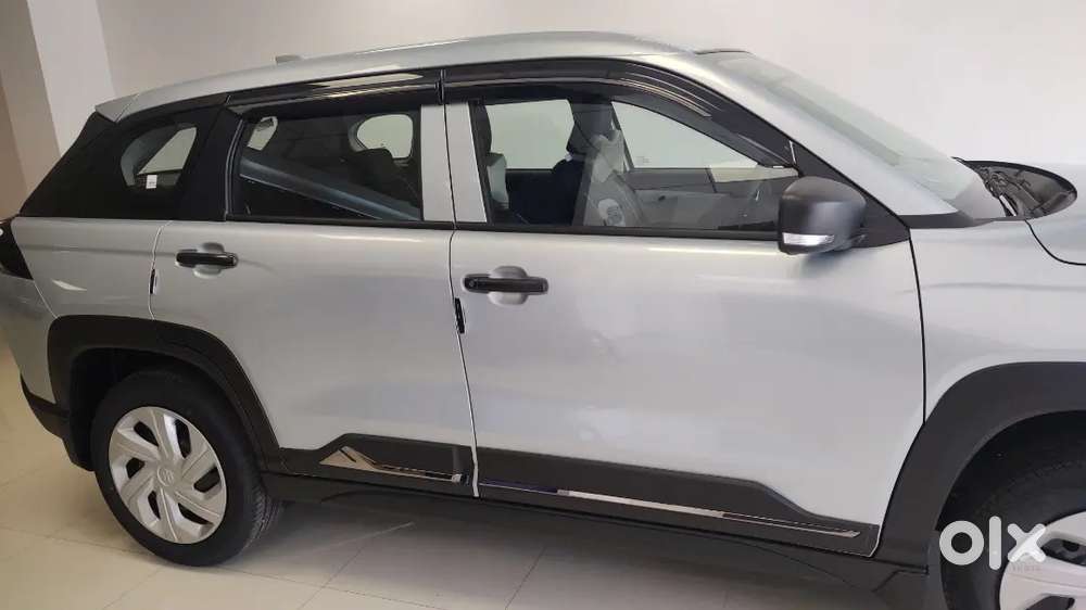 Maruti Suzuki Victoris 2026 Petrol Well Maintained