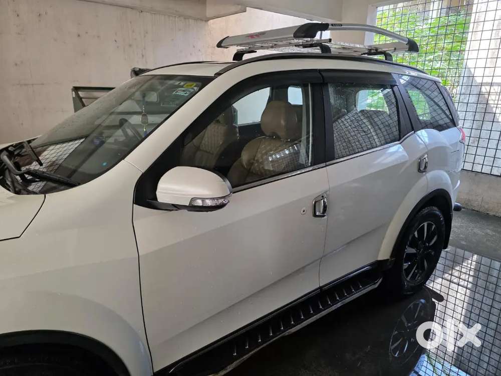 Mahindra Xuv500 W11 Optional Fully Top End Car 2nd Owner