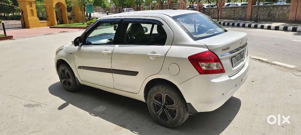Maruti Suzuki Swift Dzire 2015 Diesel 90000 Km Driven