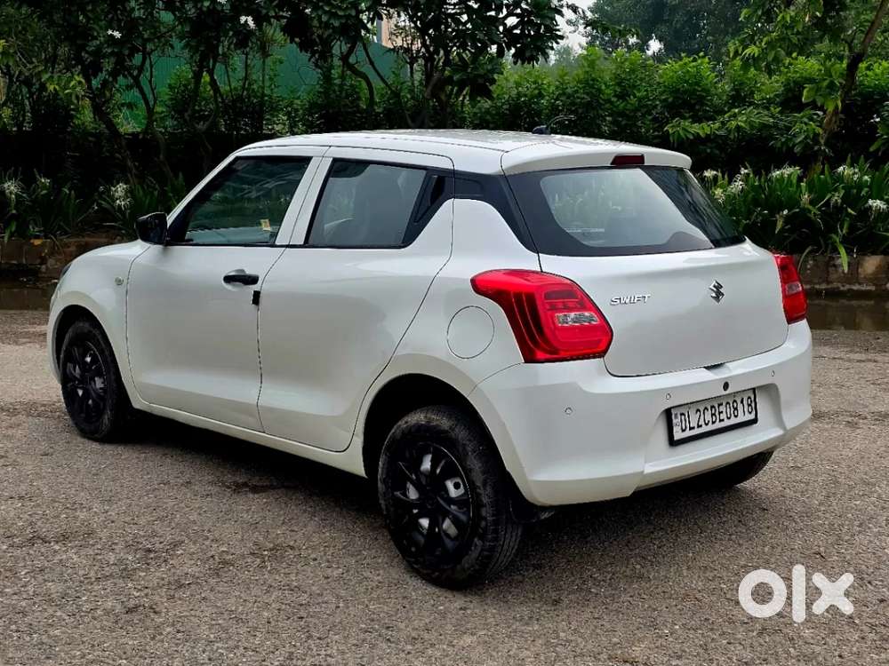 Maruti Suzuki Swift Lxi, 2023, Petrol