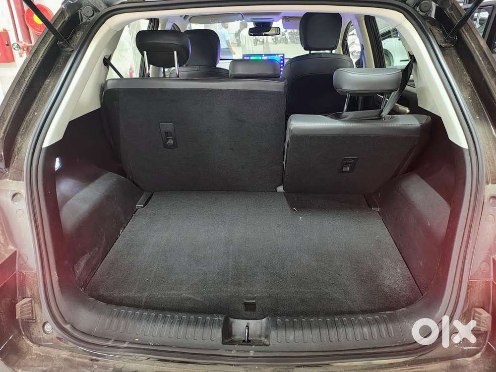 Maruti Suzuki Brezza 1.5 Vxi Smart Hybrid, 2024, Petrol