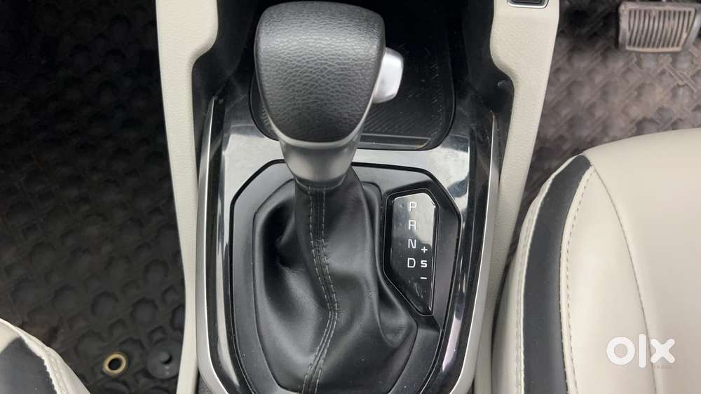 Kia Carens 1.4 Prestige Plus Turbo Dct 7 Str, 2022, Petrol